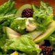 紫外線の強い季節到来！エイジングと日焼けに効果のある6つの食品